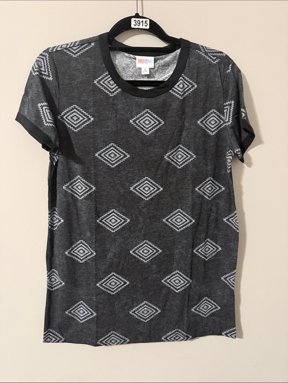 LuLaRoe Charcoal Gray Geometric Diamond Short Sleeve Tee